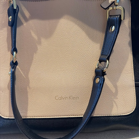 Calvin Klein Black and Beige Two-Tone Tote with Gold Hardware - Picture 6 of 9